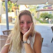 Diplômée d'un double master en biologie et écologie marine, je propose des cours de soutien et aide aux devoirs